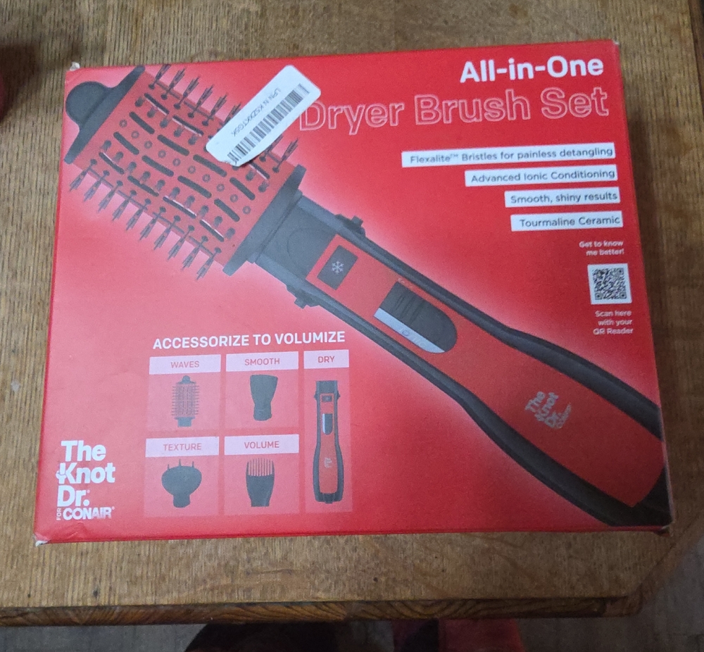 The Knot Dr. Conair All-in-One Dryer Brush Set - Red